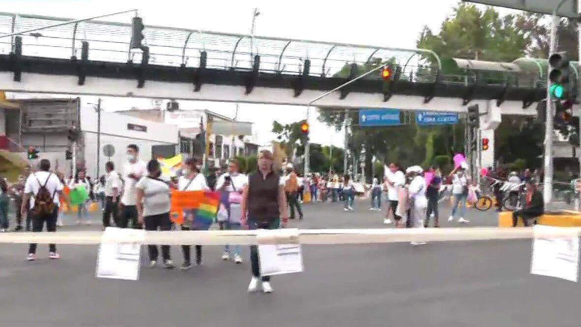 Manifestantes exigen localización de Margarita Cuevas en Xochimilco