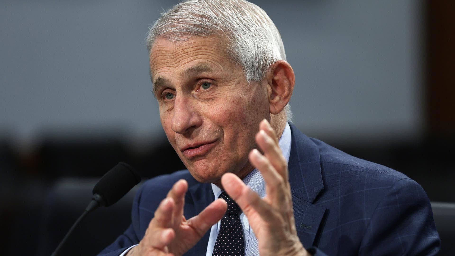 Anthony Fauci da positivo a COVID-19