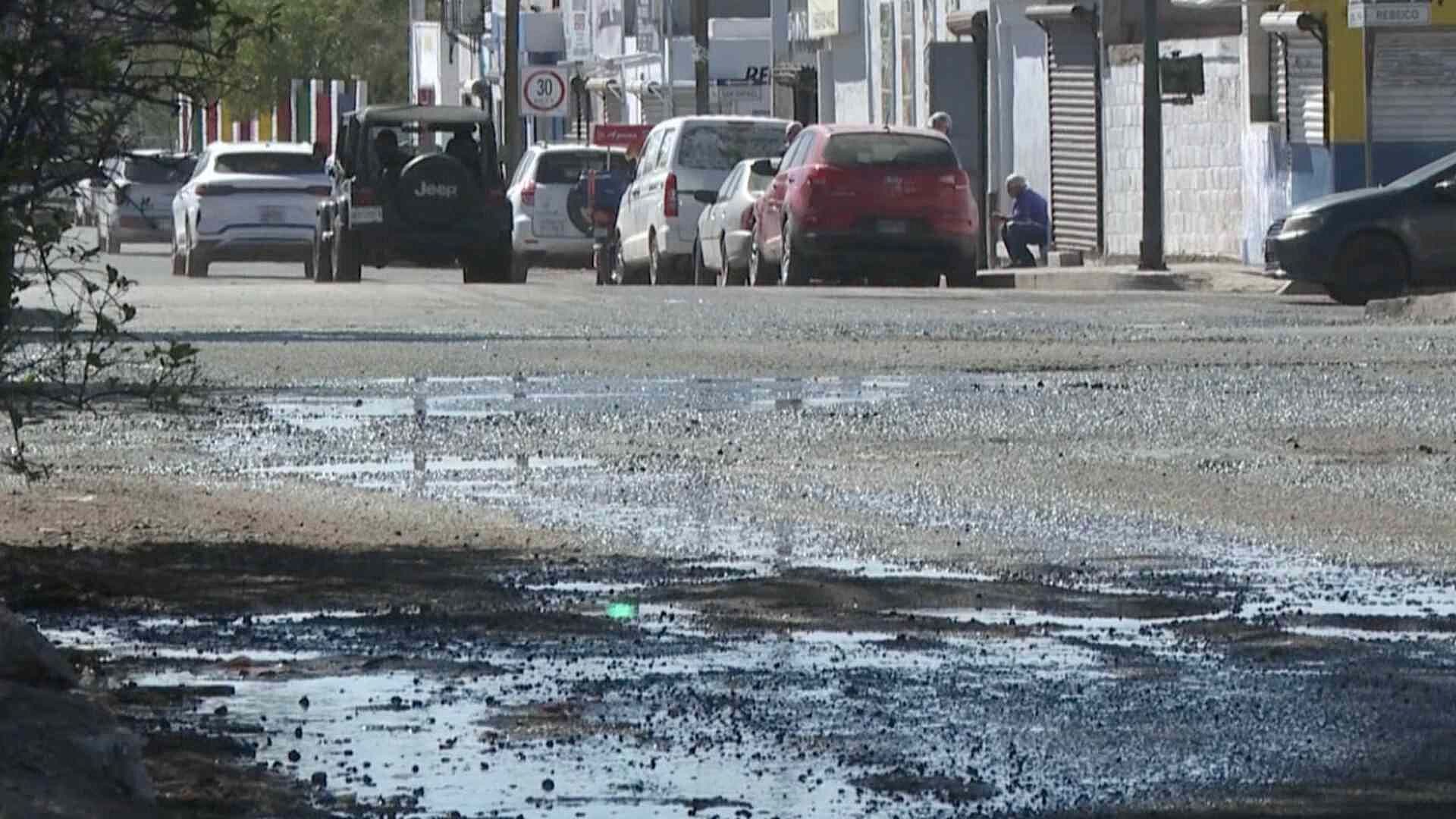 Vecinos Denuncian Fuga de Agua Potable Reiterada en Colonia Villa Sonora de Hermosillo