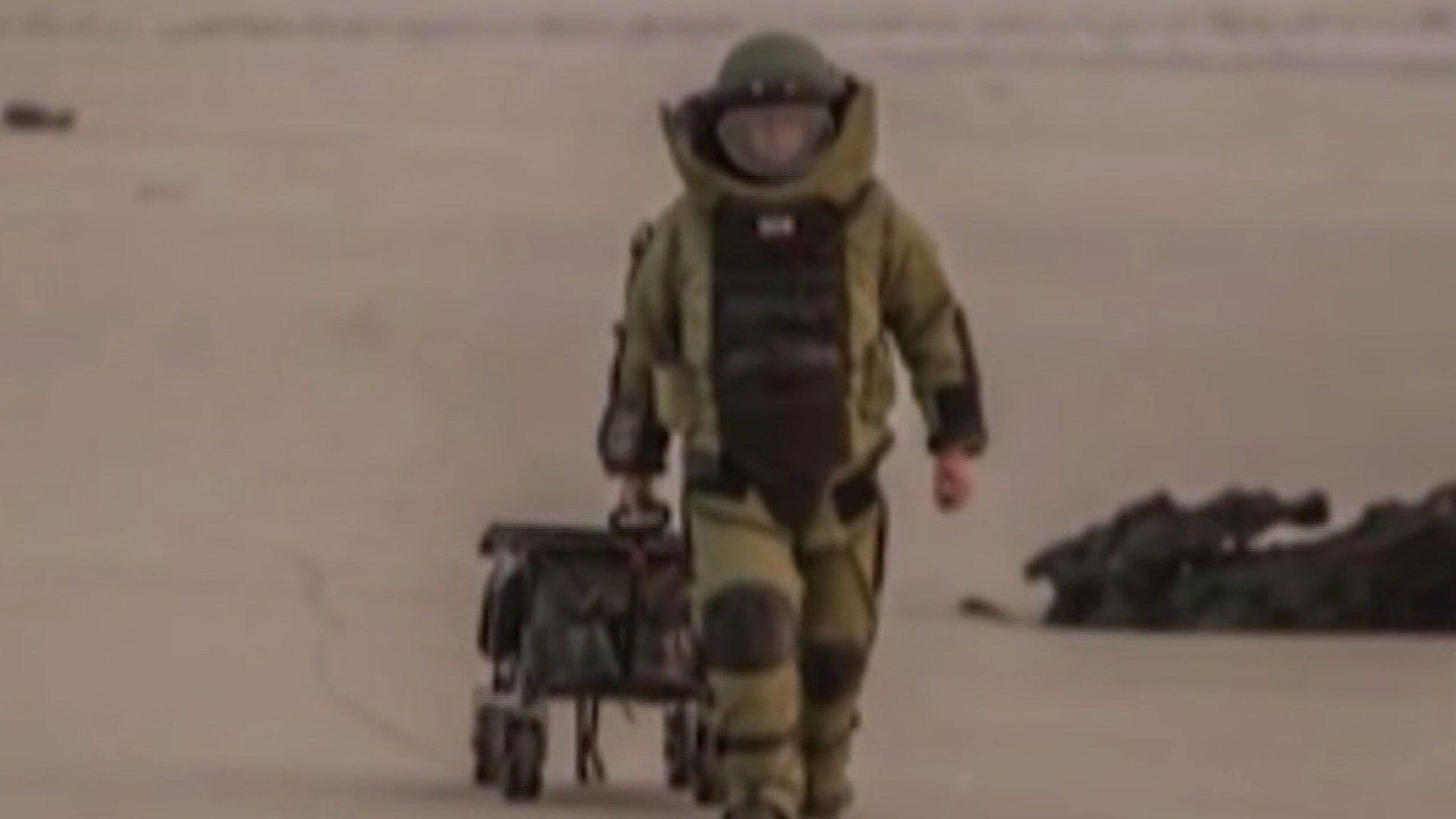 Localizan Bomba Militar Vieja en Playa de California