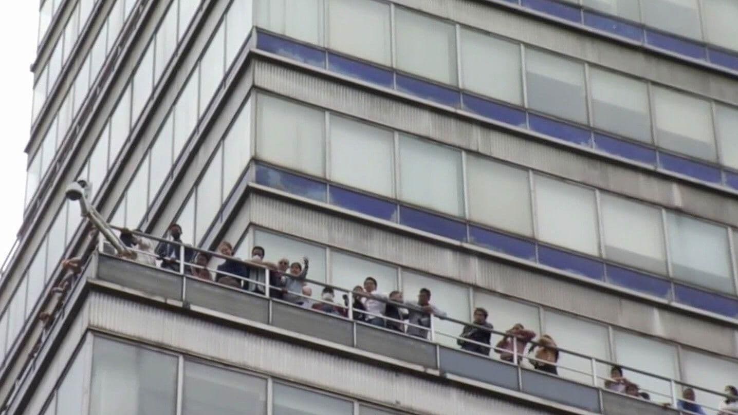 Así disfrutan del desfile militar 2022 desde la Torre Latino