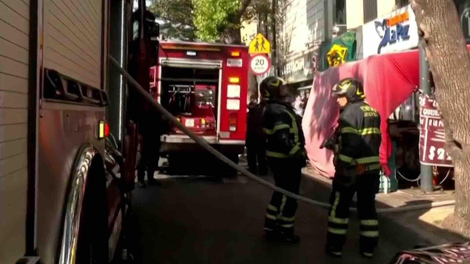 Bomberos Controlan Incendio en Avenida Arcos de Belén, CDMX