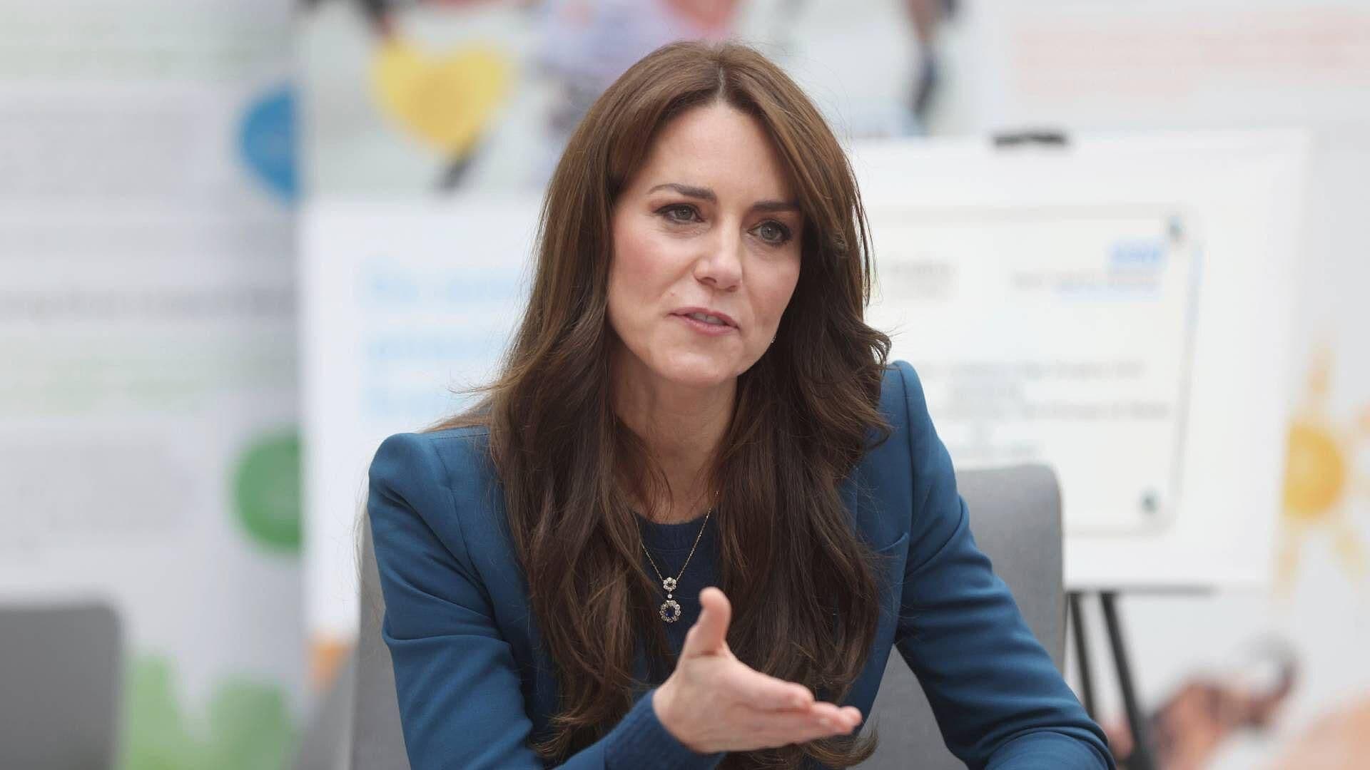Kate Middleton, Princesa de Gales, es Sometida a Delicada Cirugía