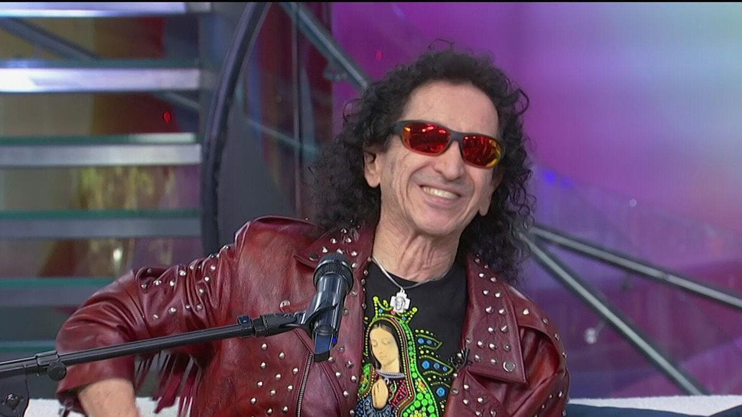 Alex Lora Cerrará Gira por 55 Años del Tri en la CDMX