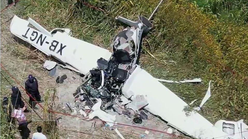 Así quedó la avioneta que cayó en Otzolotepec, Estado de México