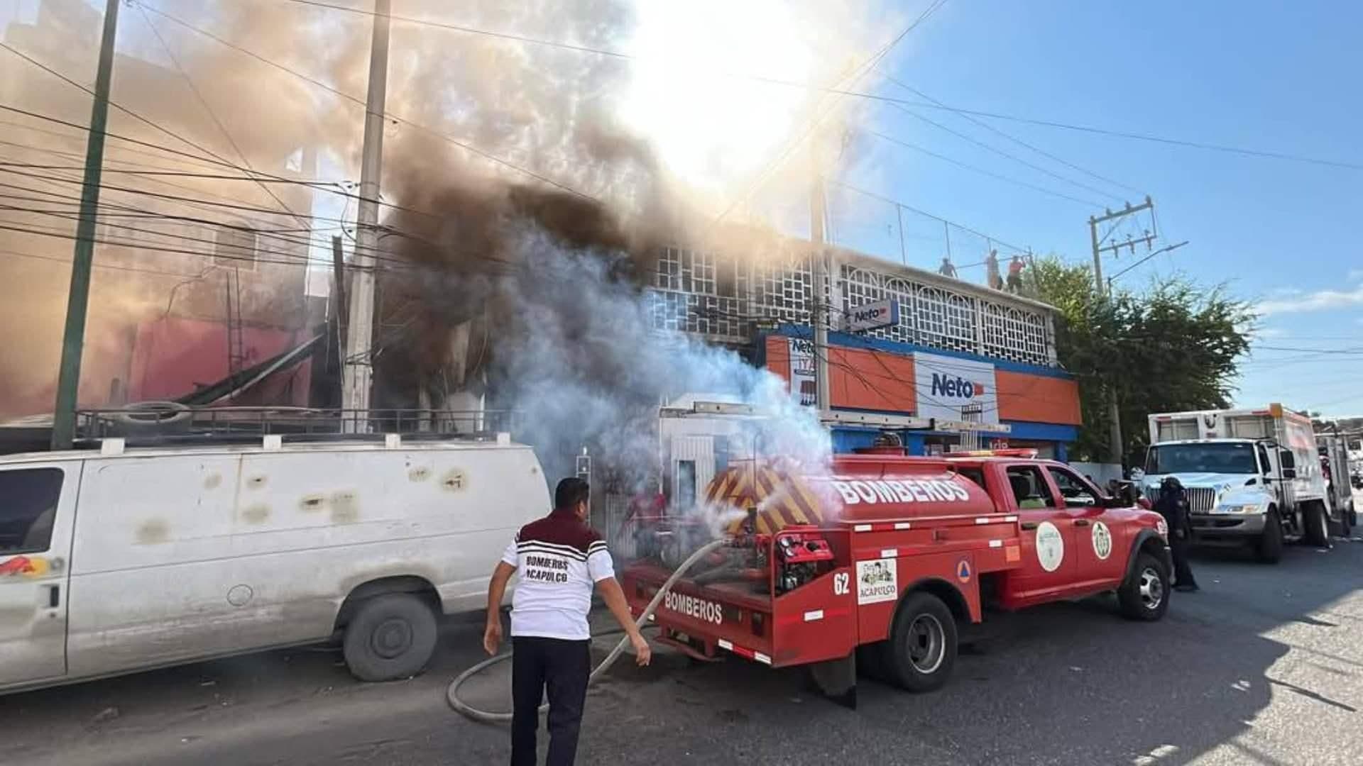 Se Registra Incendio en Comercio de la Colonia Centro del Puerto de Acapulco, Guerrero