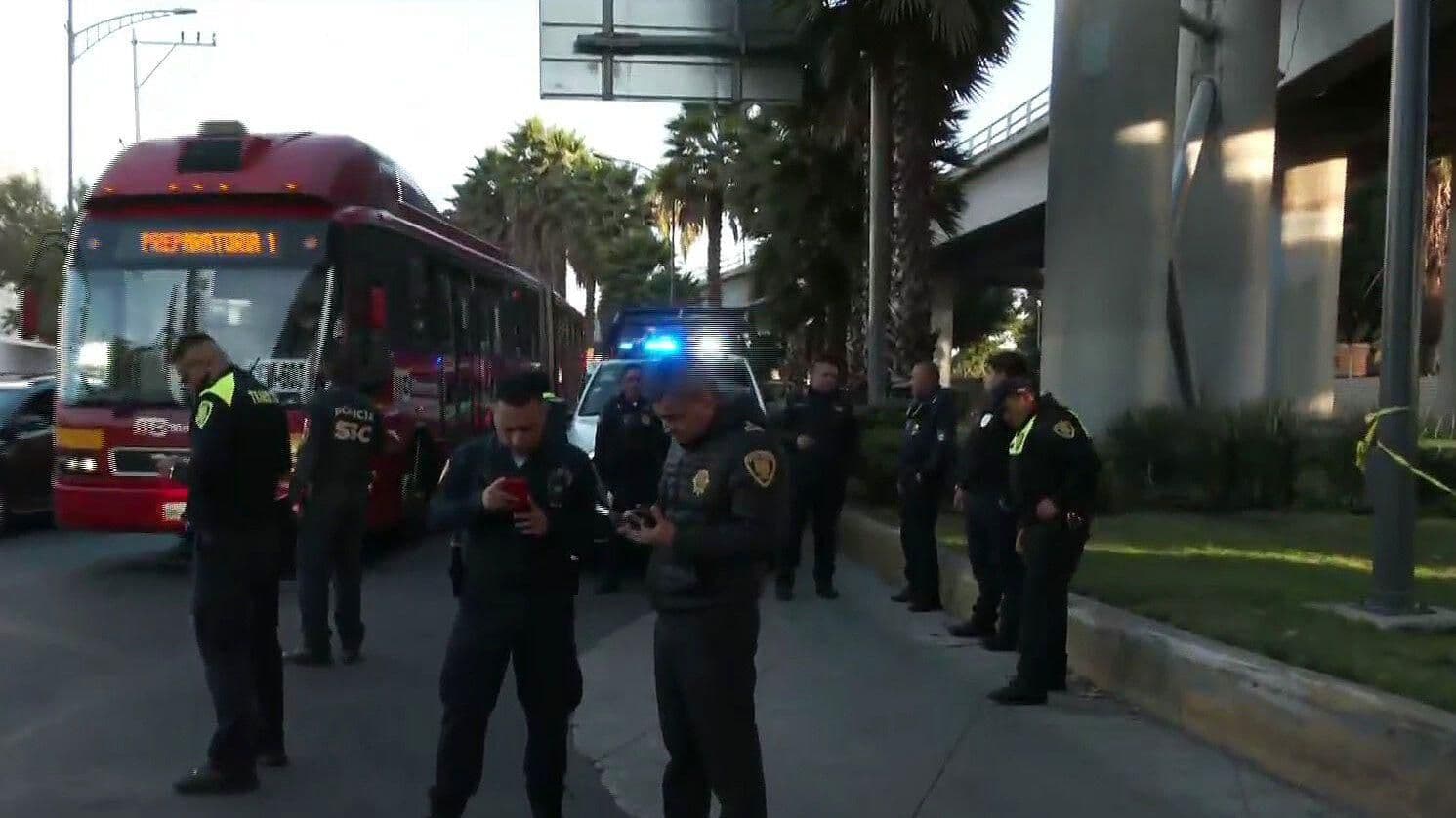 Hombre muere tras arrojarse del distribuidor vial Heberto Castillo, en CDMX