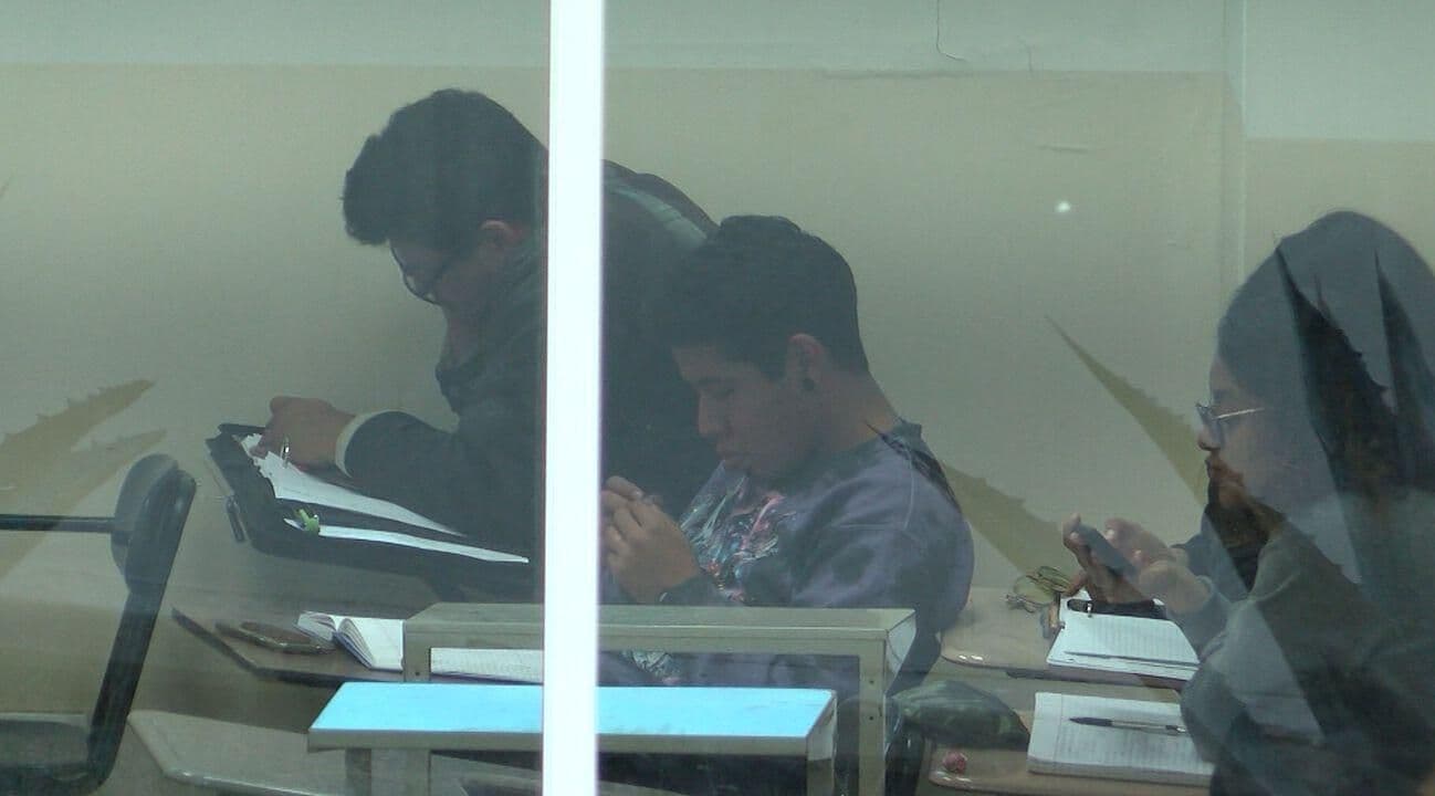 ¿Adiós a las Clases Híbridas? Buscan Replantear Educación a Distancia en B.C.