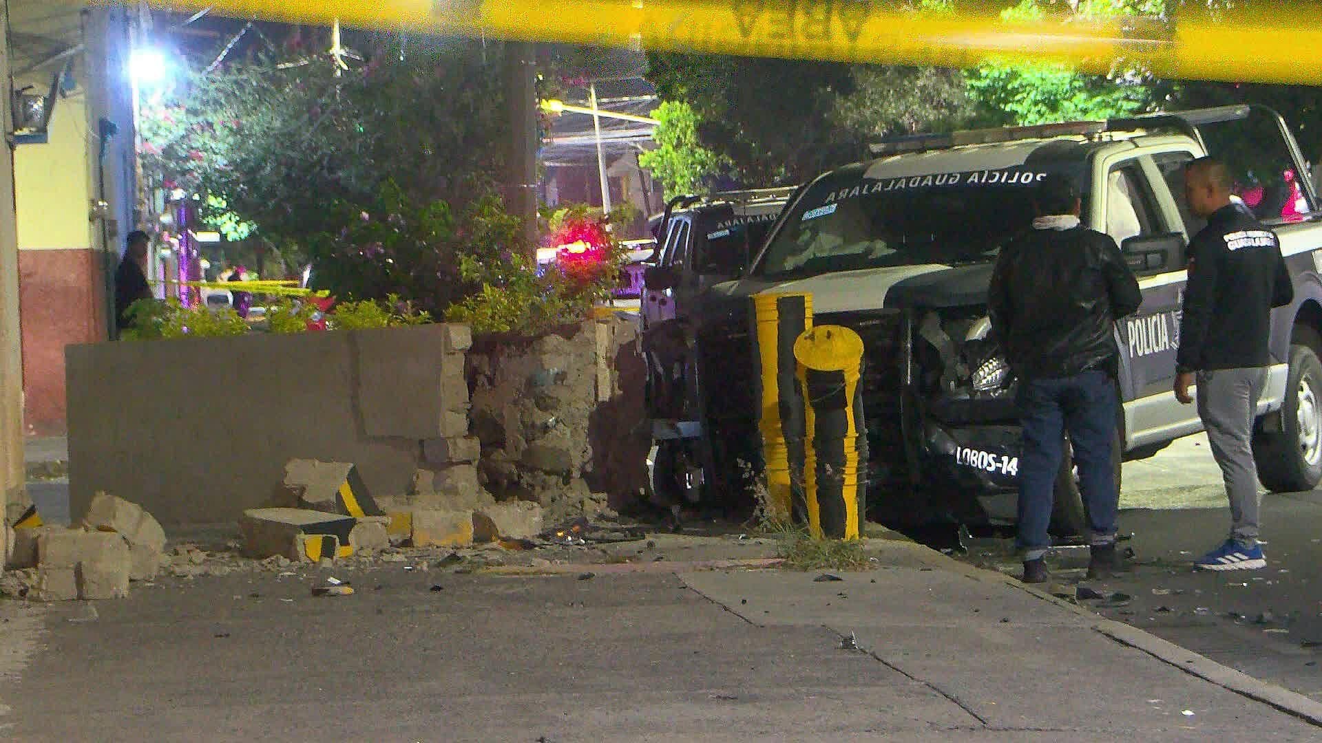 Elementos de la Policía de Guadalajara Sufren Fuerte Accidente en la Colonia Oblatos