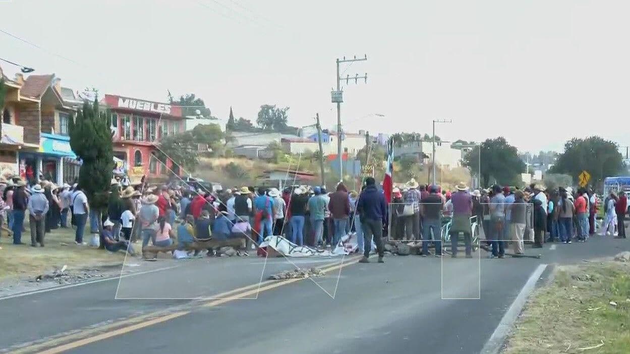 Vecinos de Milpa Alta Bloquean Carretera México-Oaxtepec