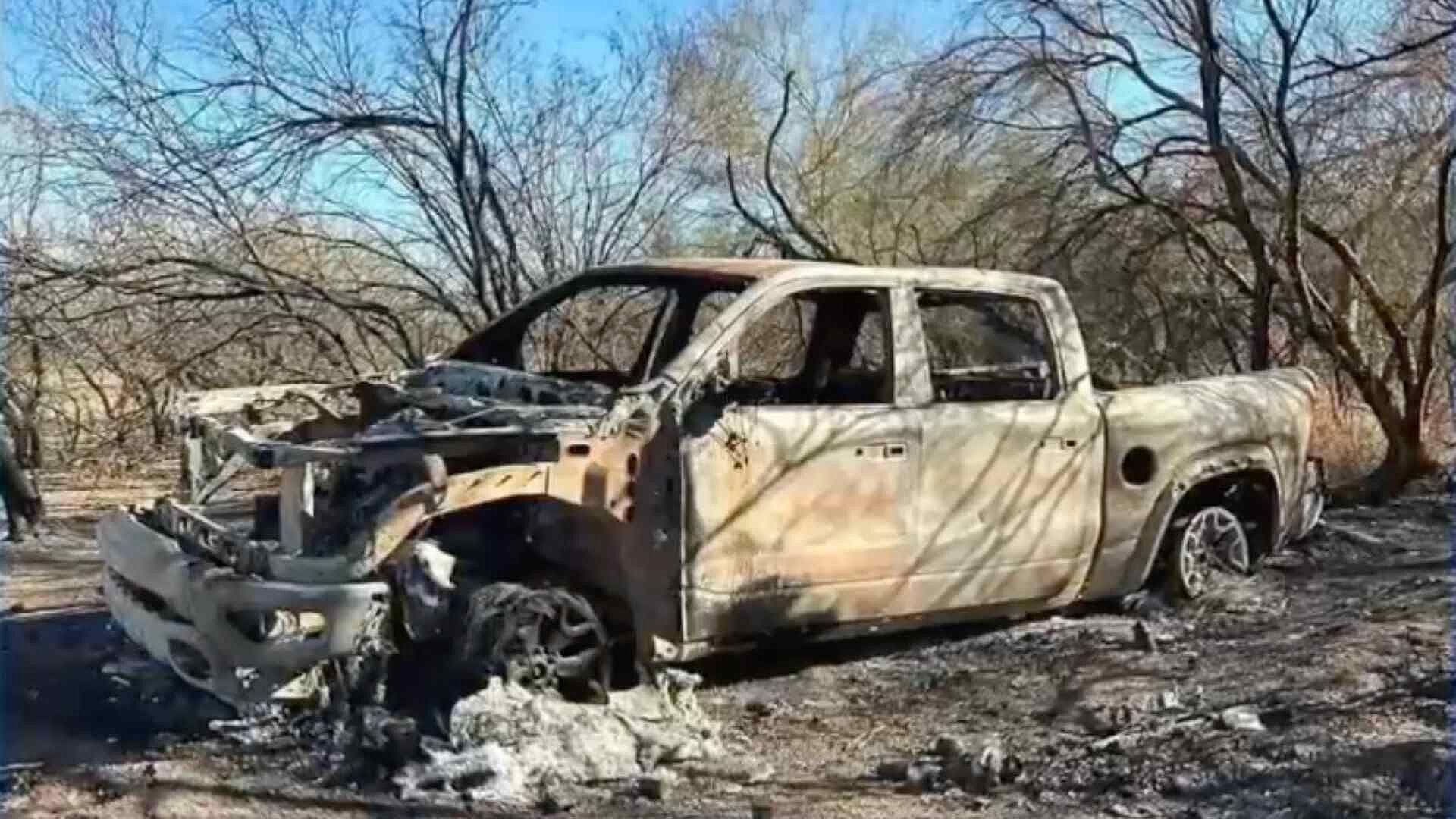 Madres Buscadoras de Sonora Localizaron Vehículos Incendiados en Desierto de Altar