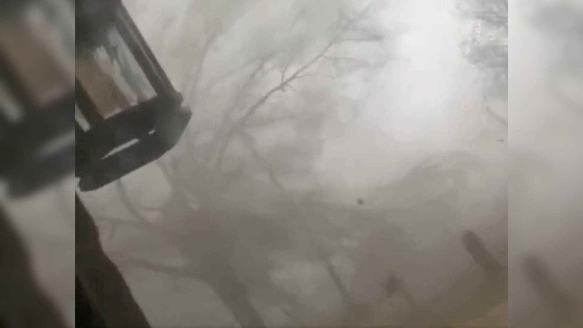 Impactante Video Muestra Tornado Destruyendo Todo a Su Paso en Misisipi, EUA