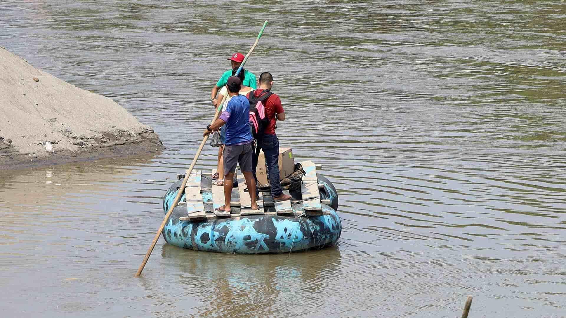 Migrantes Reportan Asaltos y Extorsiones en Río Suchiate
