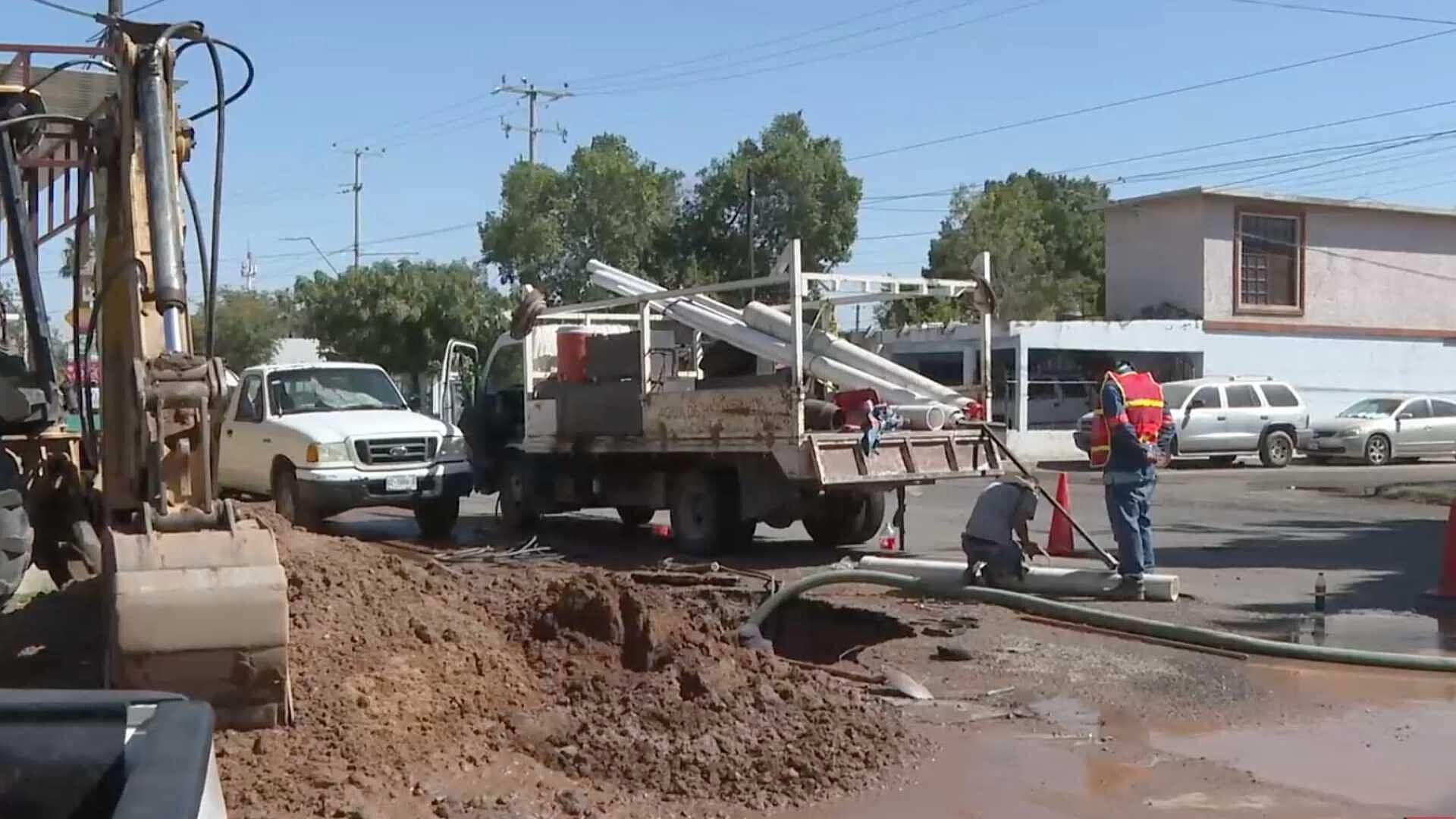 Reparan Ruptura de Tubería que Ocasionó Pérdida de Agua en Colonia Sonacer de Hermosillo