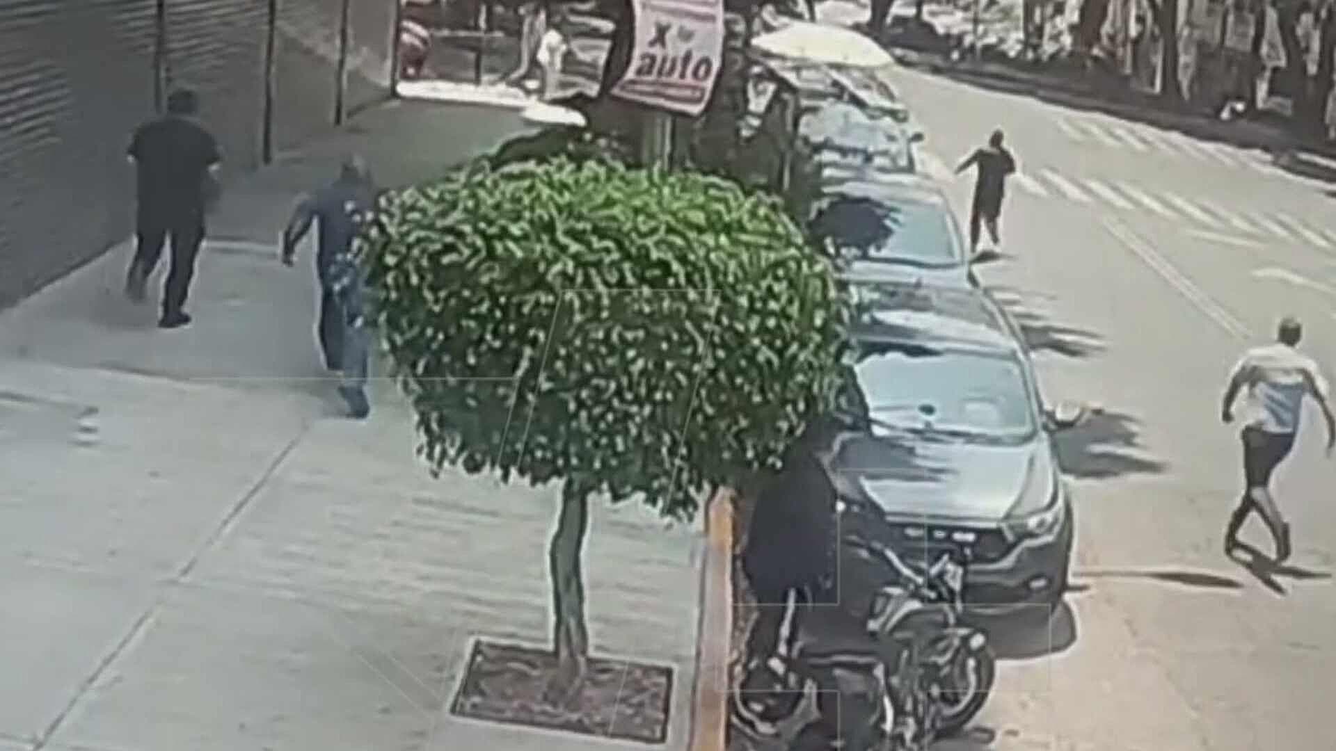 VIDEO: Difunden Imágenes de la Persecución de Asaltantes de Joyería de Parque Delta