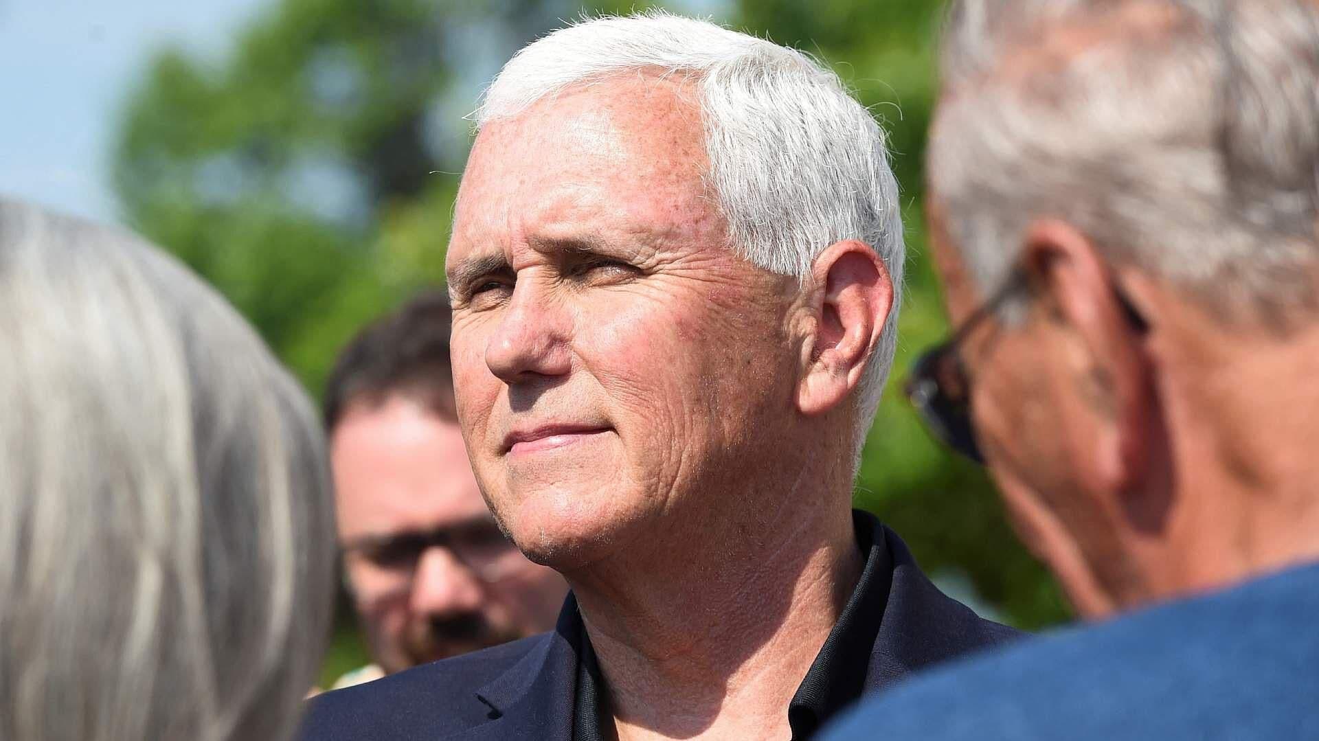 Mike Pence se Une a Carrera por Candidatura Republicana