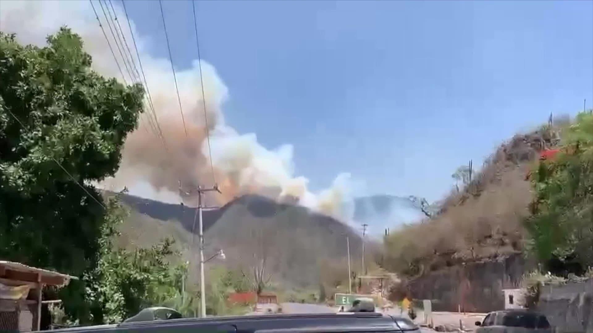 Continúan Labores para Controlar Incendios en Lagunillas, Ciudad Valles y El Naranjo