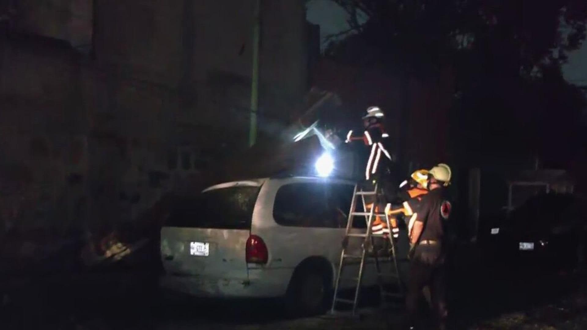 Árbol Cae Sobre Camioneta en la Colonia Pensil, CDMX