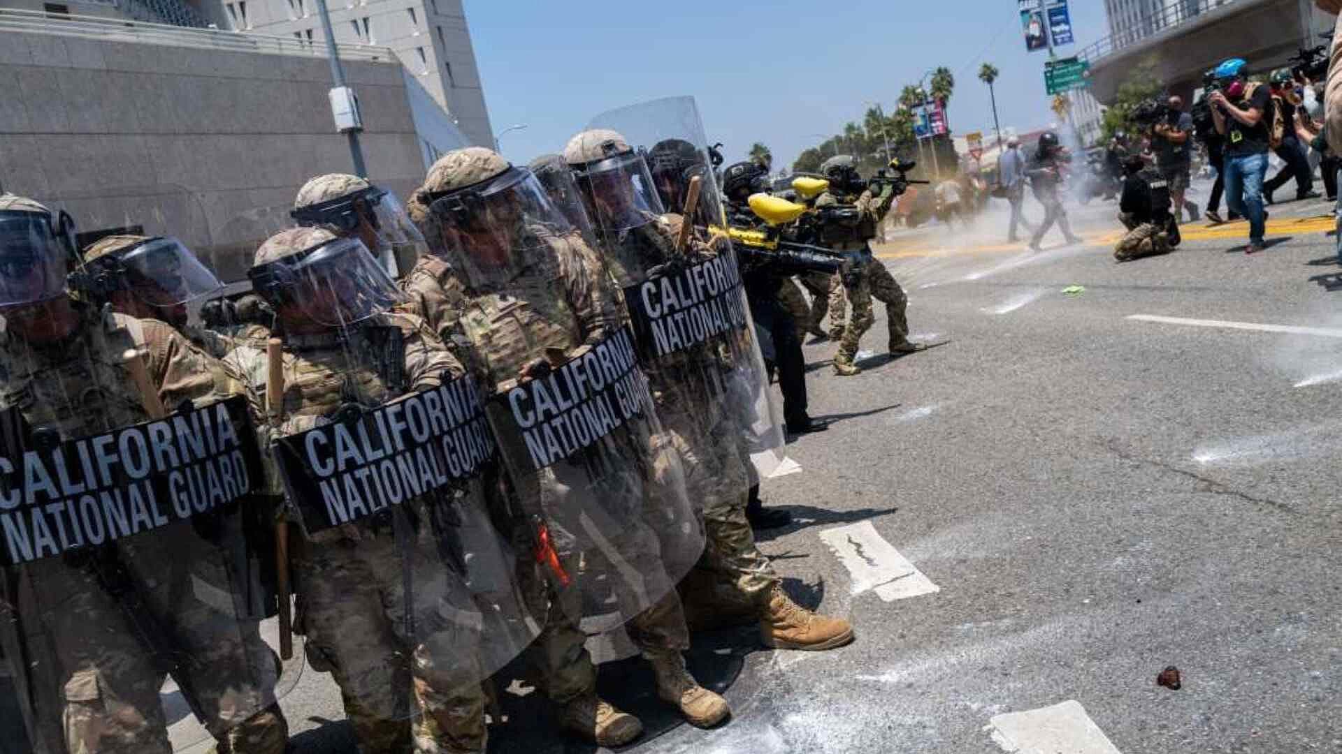 Siguen Protestas contra Redadas Migrantes en Los Ángeles; en Nebraska, Detienen a 97 Migrantes