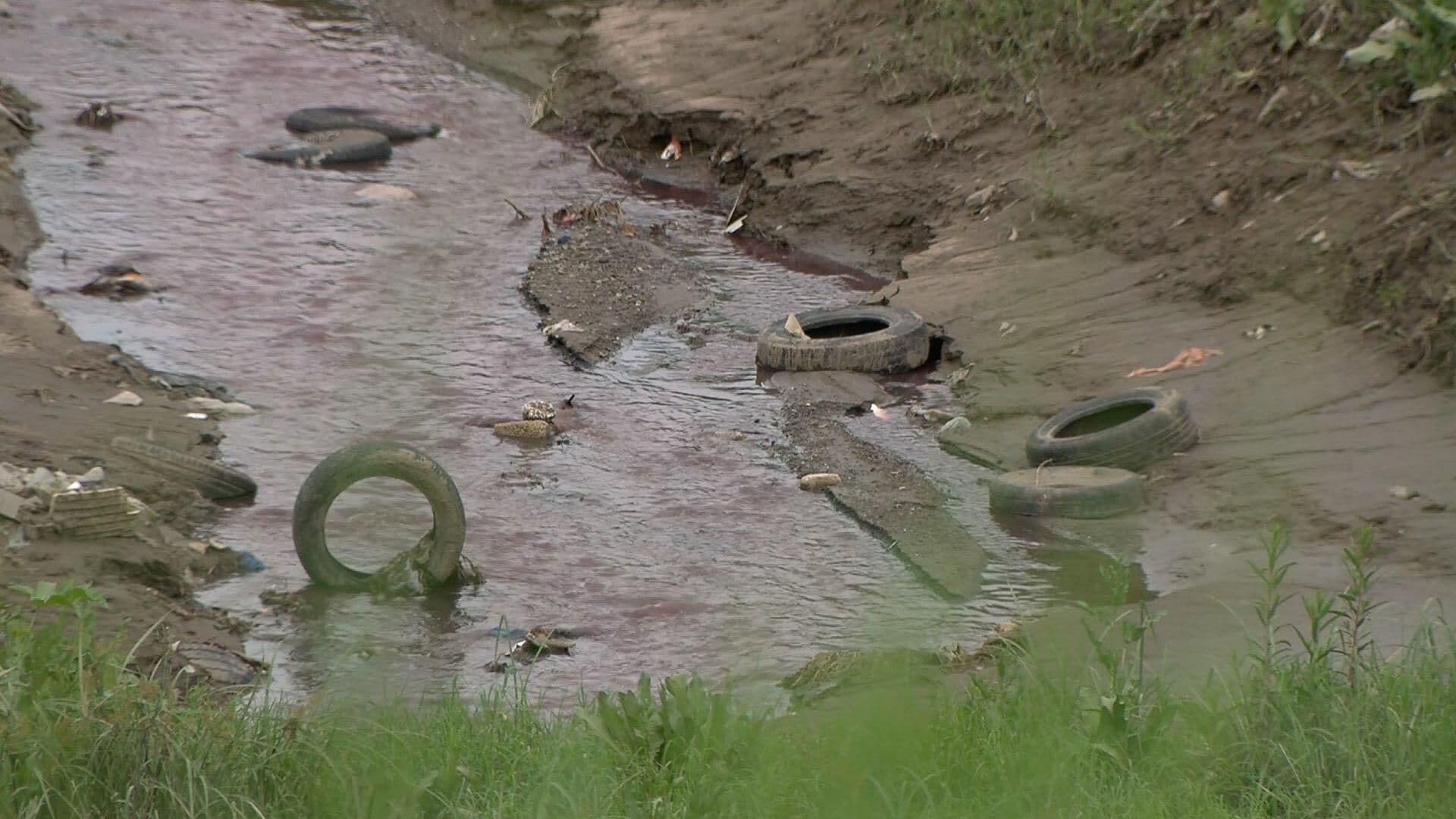 Toneladas de Basura y Fauna Nociva en "El Santuario" de Puebla