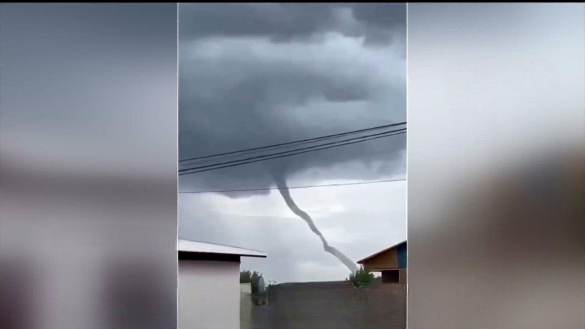 VIDEO: Tornado Afecta Gómez Farías, Chihuahua; Sin Víctimas ni Daños