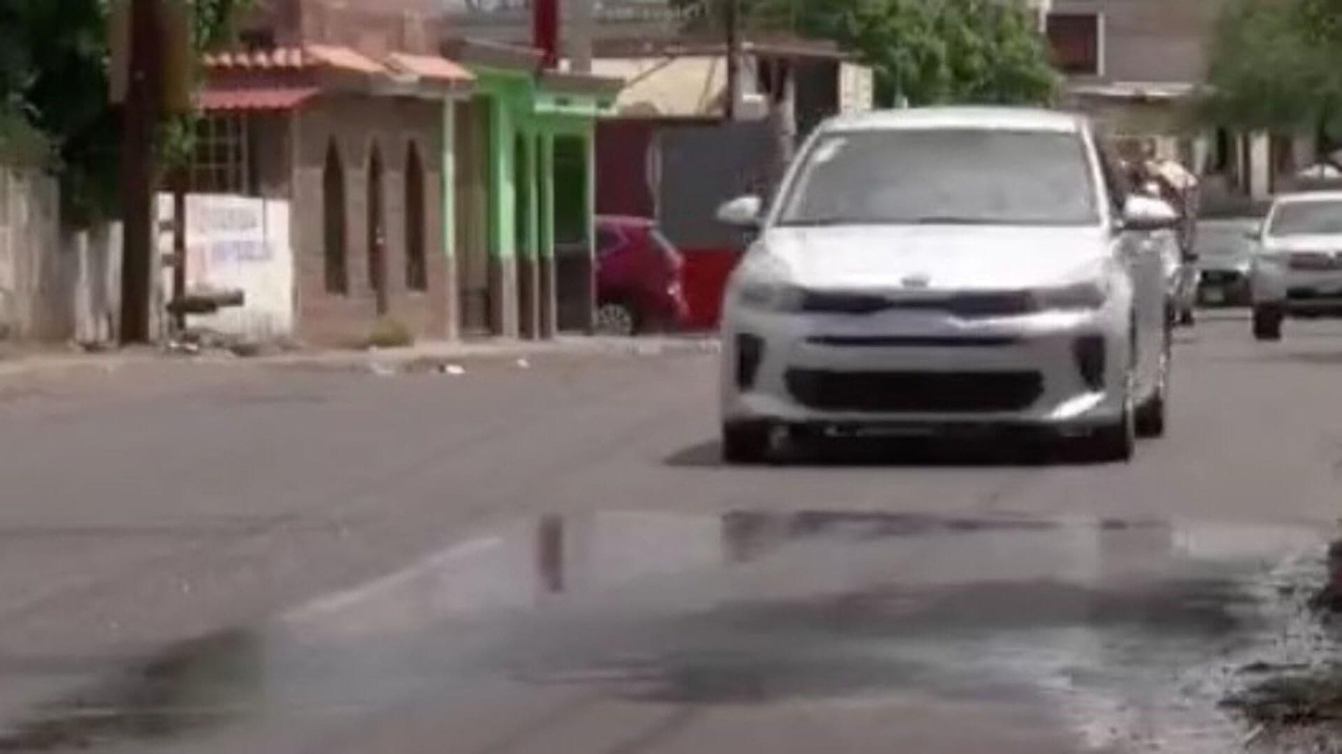 Reportan Fuga de Agua Potable en Colonia Palo Verde