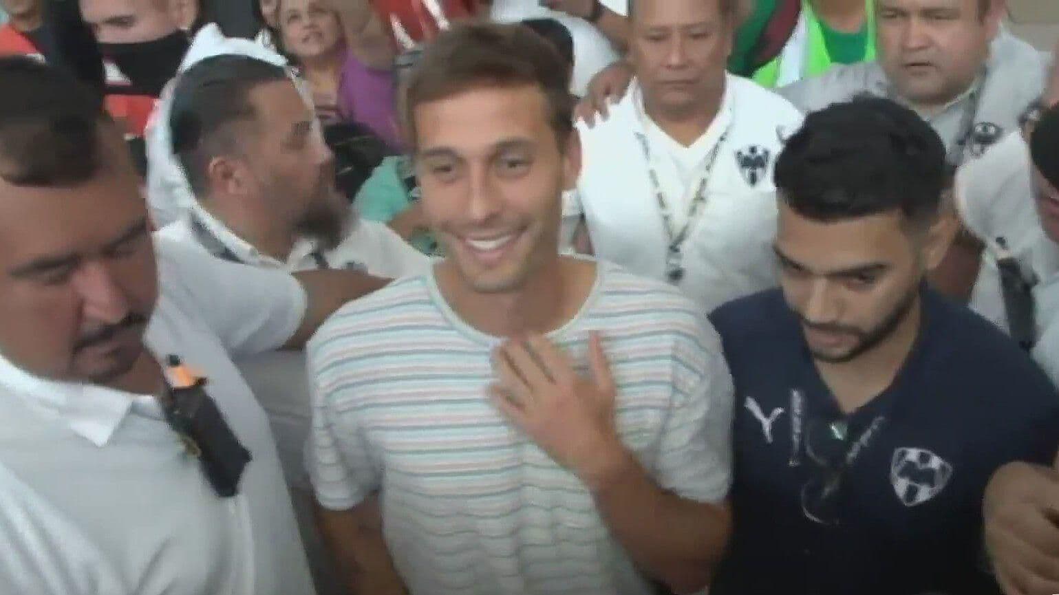 Llega Sergio Canales a Monterrey