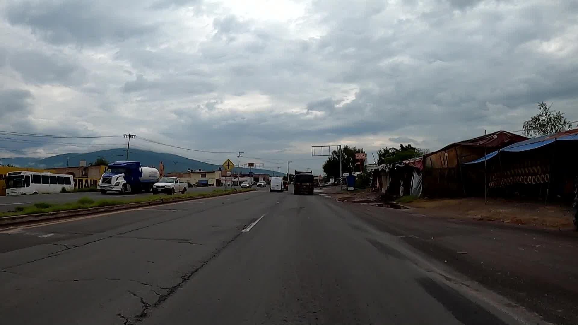 Tramo Carretero Federal de Santa Rosa - La Barca Representa Riesgo para Automovilistas
