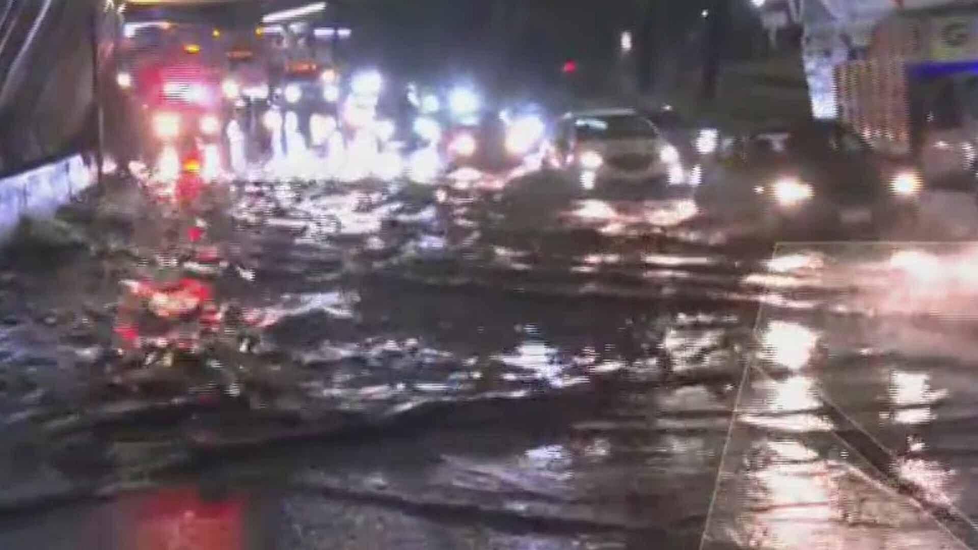 Se Inunda Bajopuente en Avenida Insurgentes, CDMX: Alternativas Viales