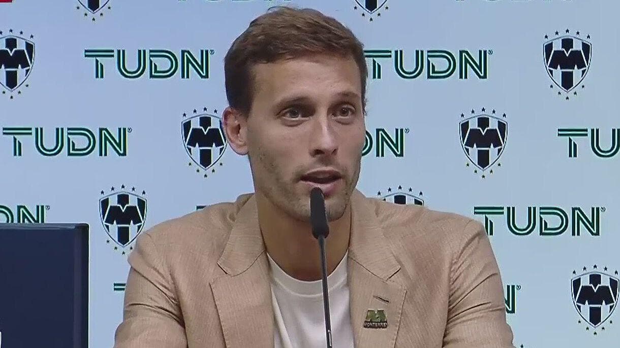 Presentan a Sergio Canales como Nuevo Refuerzo de Rayados