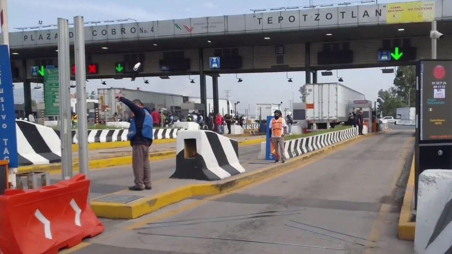 Manifestantes en la México-Querétaro ¿Hay Cierres Hoy 1 de Septiembre?