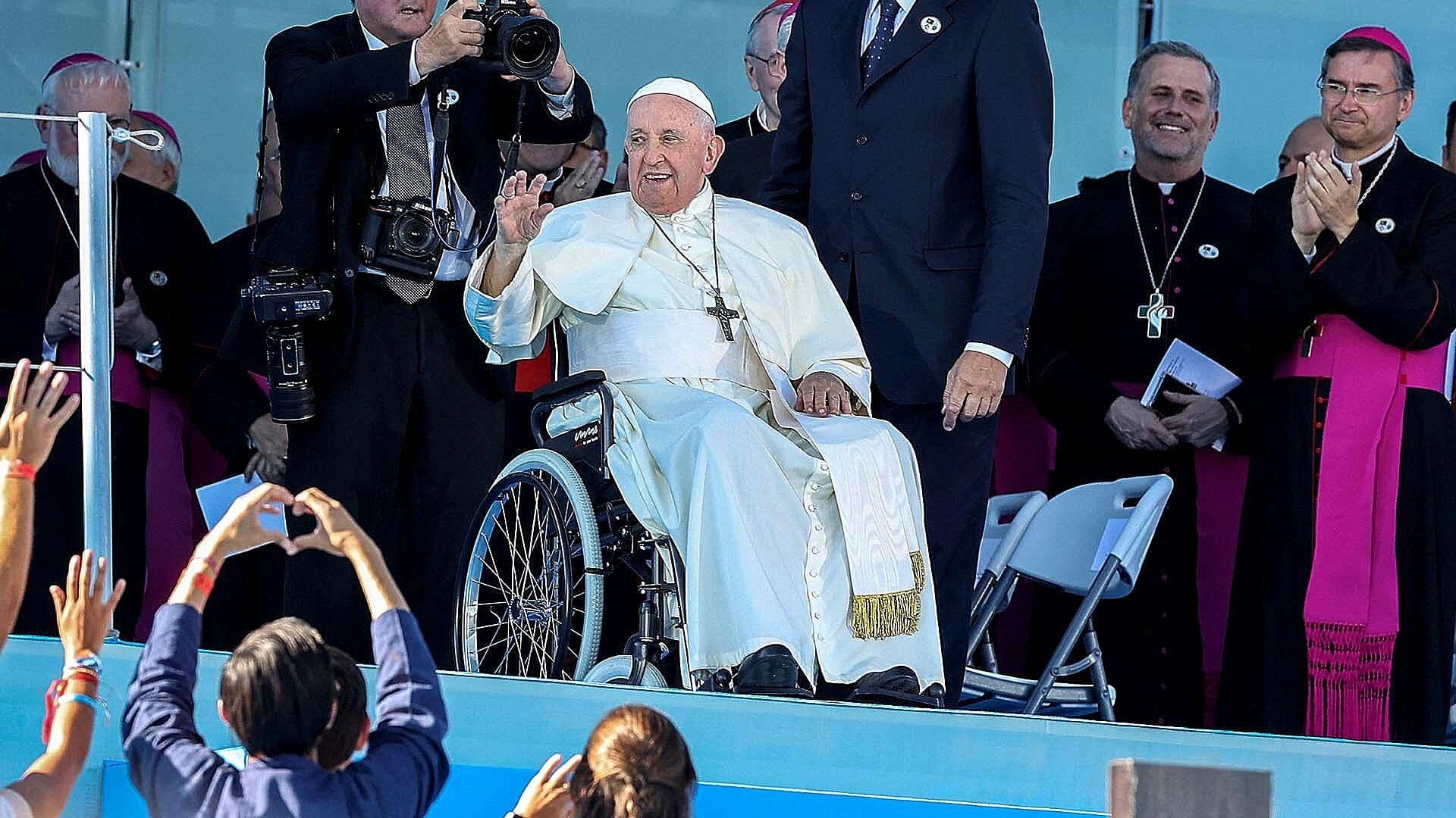 Papa Francisco Tiene Encuentro Masivo con Jóvenes Católicos en Lisboa