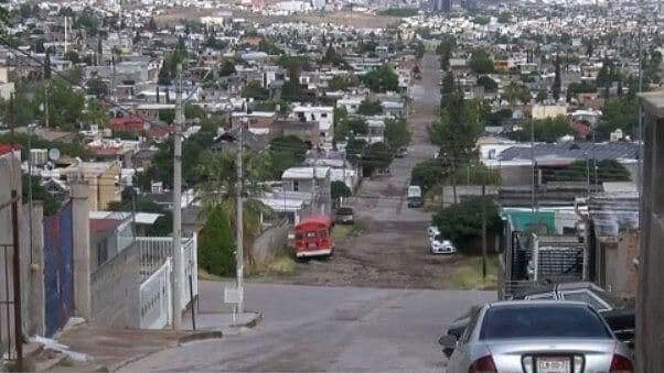 Vecinos Reportan Falta de Mantenimiento en Calles de Colonia Cerro de la Cruz