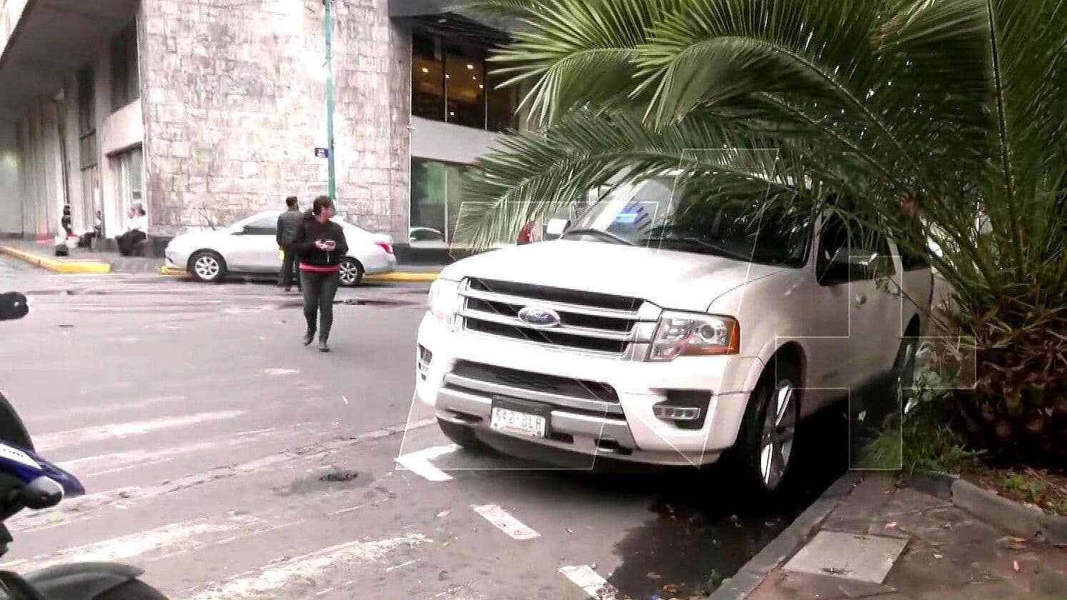 Accidente en CDMX Hoy: Camioneta Atropella a Ciclista y Paseadora de Perros en Colonia Juárez