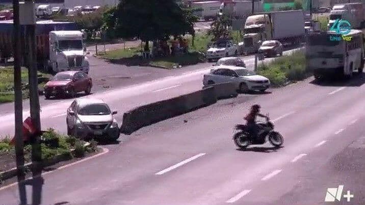Crucero en Oluta, Riesgo Constante para Automovilistas