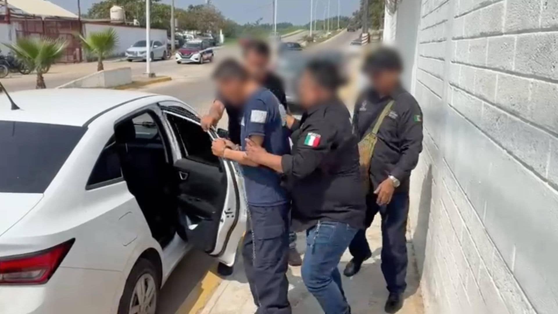 Detienen a Rigoberto "N", Comandante de la Policía de Hidalgotitlán, Veracruz