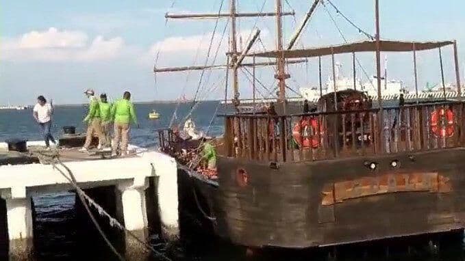 Llegan a San Juan de Ulúa Desde un Buque de Vela