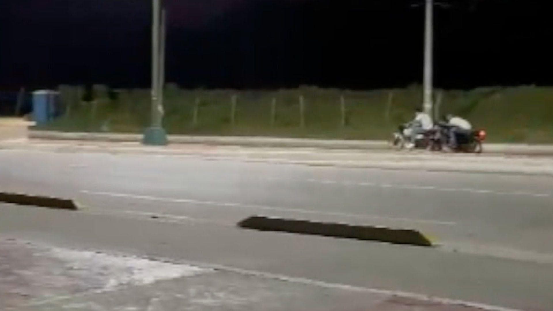 Detectan a Motociclistas Realizando Acrobacias en Bulevar Costero de Miramar