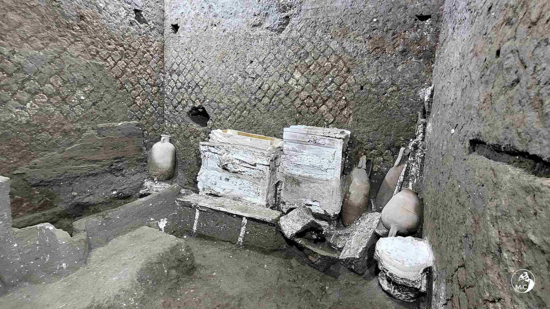 Hallan Vestigios de Dormitorio Cerca de Pompeya