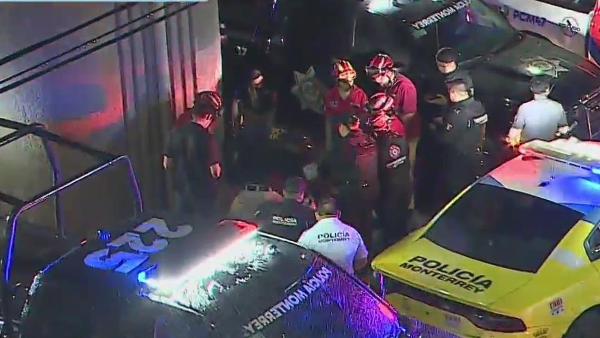 Golpean y “Marcan” a Hombre en Avenida Colón en Monterrey