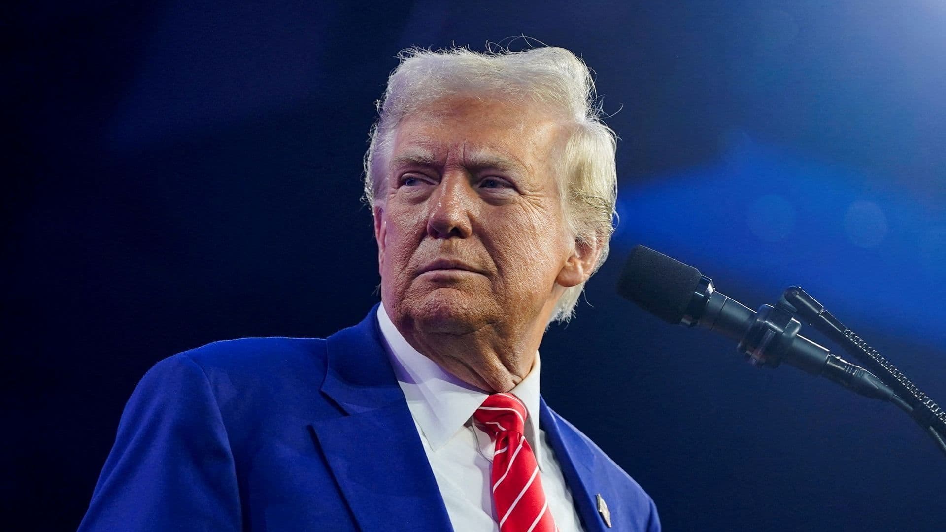 Trump Busca Retrasar Sentencia del Caso Stormy Daniels Prevista para el 10 de Enero