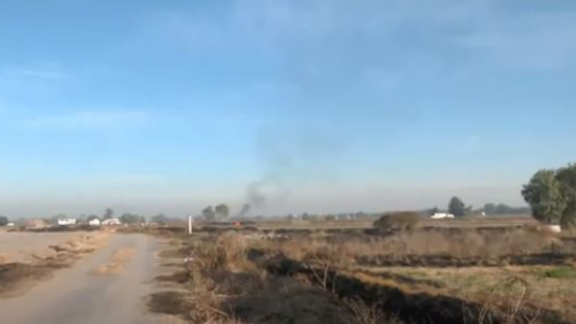 Se Incendia Toma Clandestina en Ducto de Pemex en Nextlalpan, Estado de México
