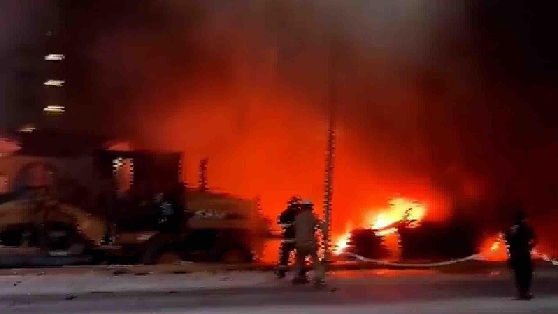 Accidente en Ciudad del Carmen Deja un Muerto y Siete Vehículos Calcinados