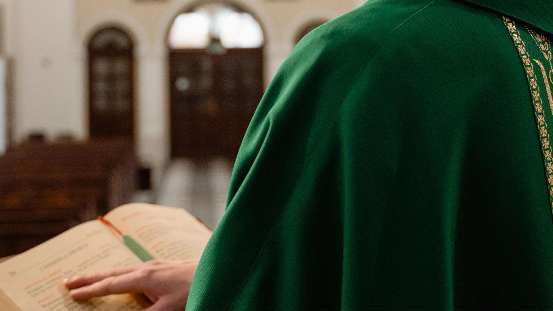 Sacerdote Deja de Oficiar Misa por Violencia en la Sierra Tarahumara; Sufrió Ataque Armado