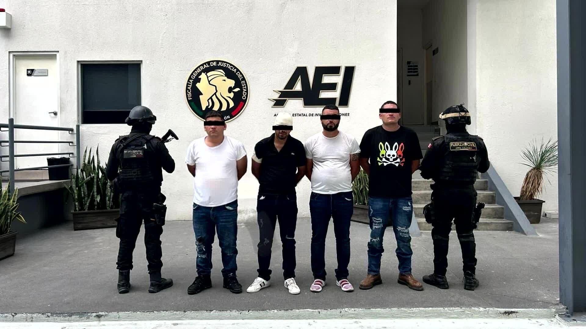 Detienen a 4 Hombres en Persecución en Anáhuac
