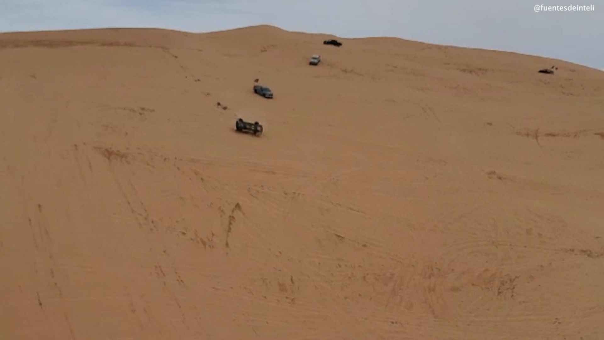 Mueren Dos Hombres tras Volcarse en Dunas del Desierto de Altar en Sonora