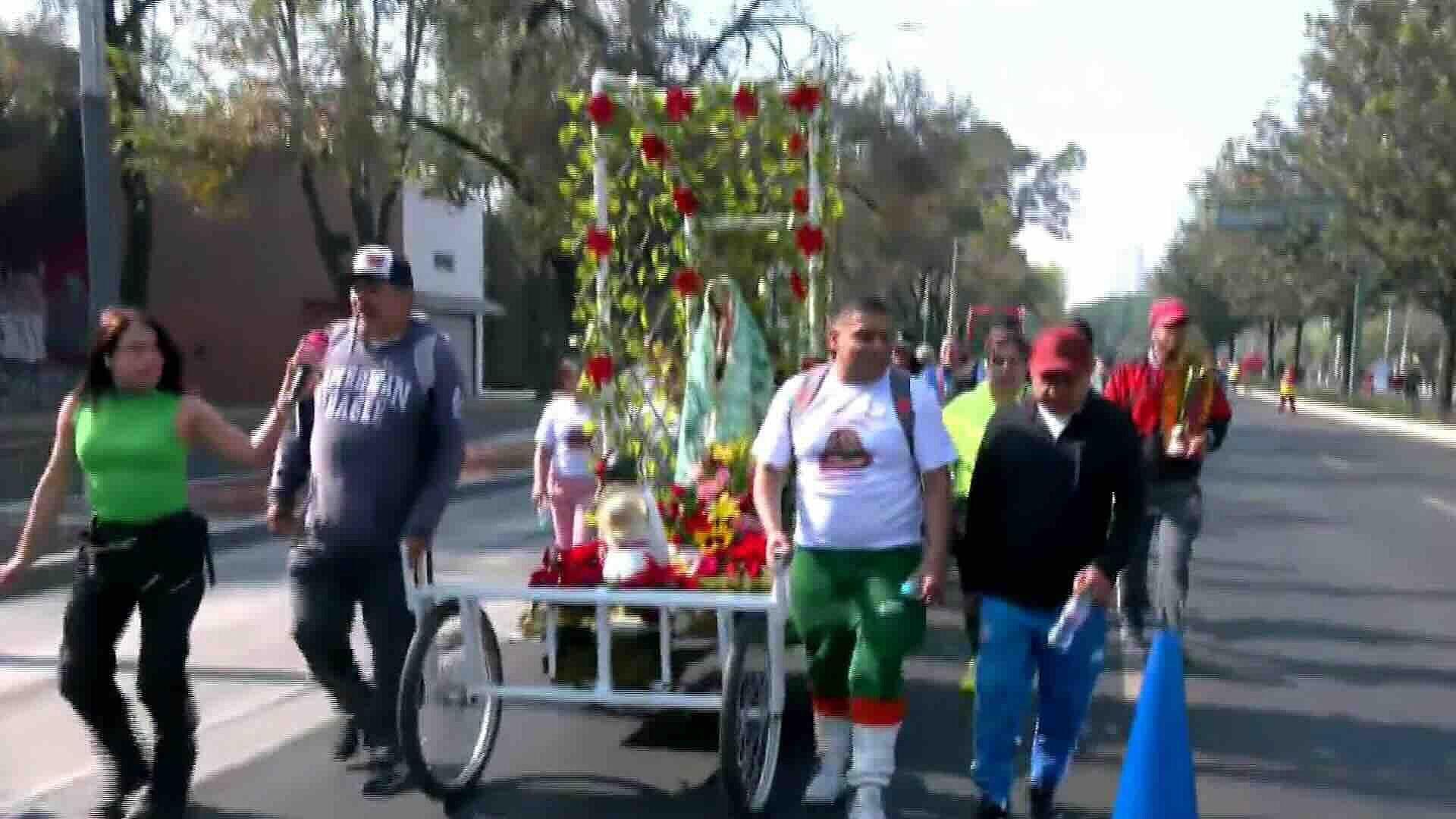Vecinos de Tacubaya Peregrinan a la Basílica de Guadalupe