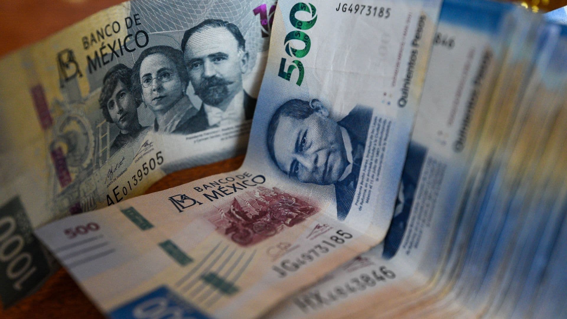 Apoyo Jefas y Jefes de Familia Bienestar 2025: Darán 8 Mil Pesos en la BJ y Así los Solicitas