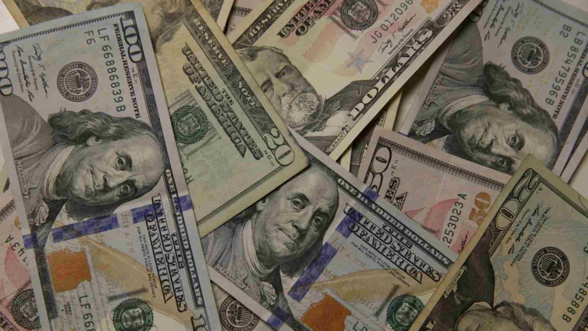 Dos Mujeres Llevan Cadáver de Hombre a Banco en Ohio, EUA, para Retirar su Dinero
