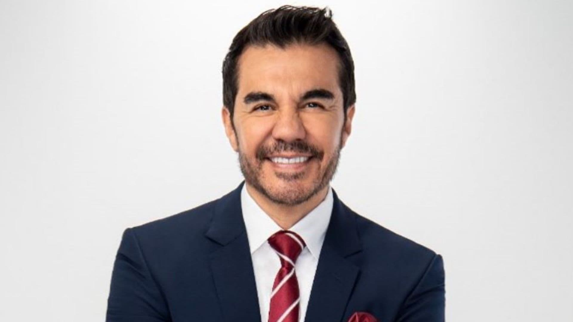 ¿Adrián Uribe Incursiona en la Política? Comediante Publica Mensaje en Redes Sociales